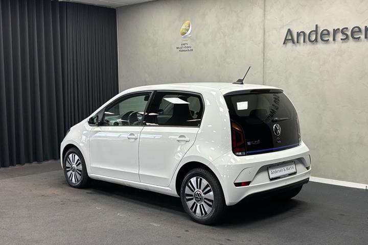 Hvid VW UP! fra 2021