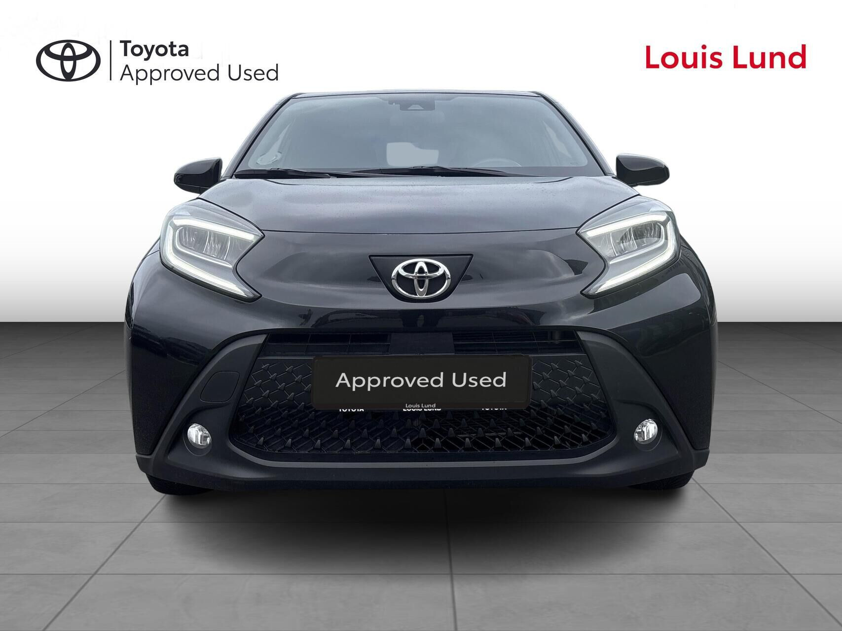 Sort Toyota Aygo X fra 2024