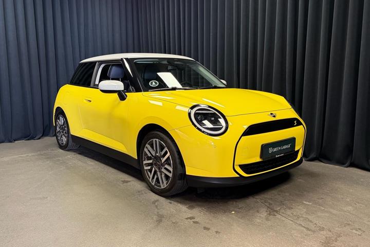 Gul Mini Cooper fra 2024