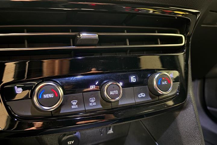 Grå Opel Mokka fra 2023