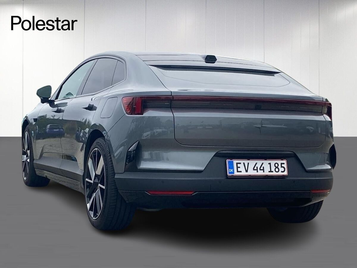 undefined Polestar 4 fra 2026