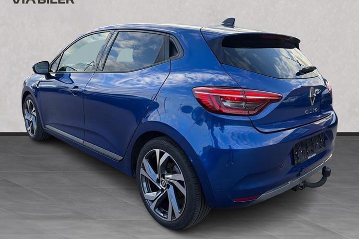 Blå Renault Clio fra 2023