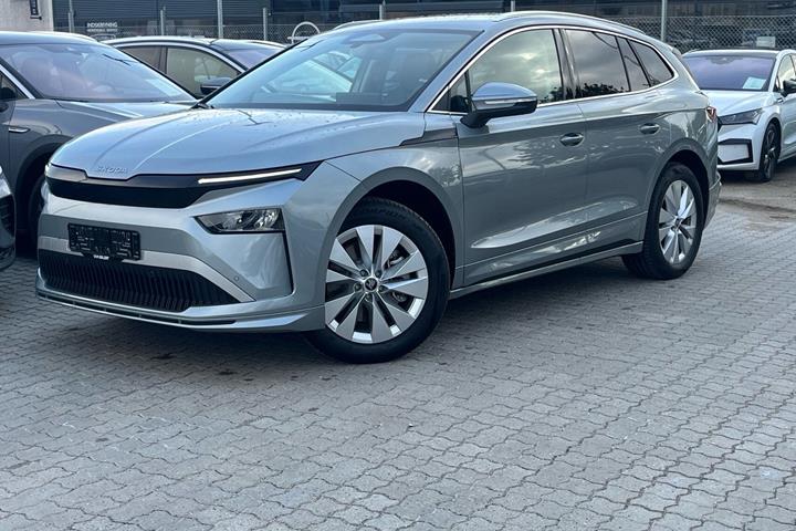 Grå Skoda Enyaq fra 2026