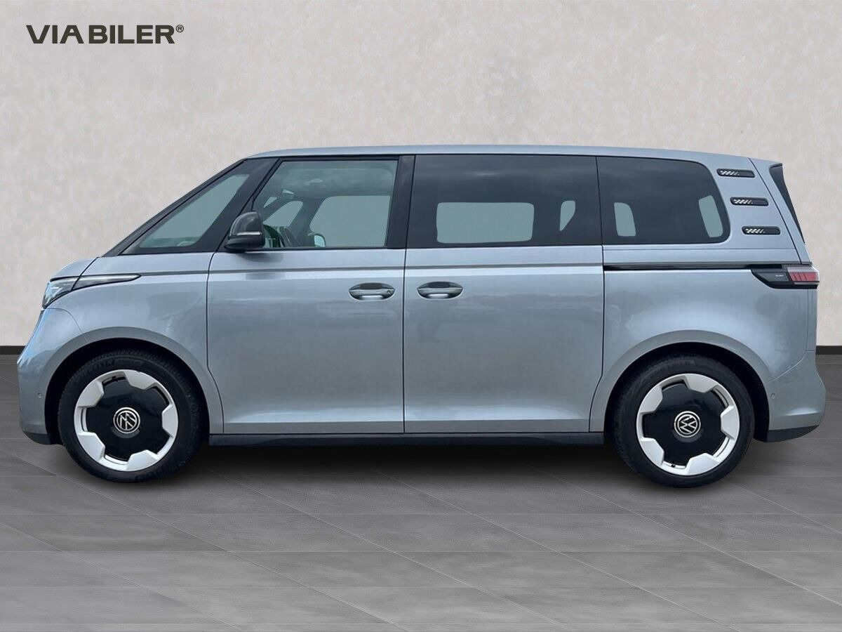 Grå VW ID.Buzz fra 2024