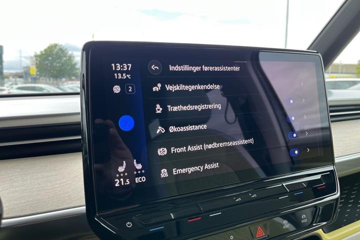 Grå VW ID.Buzz fra 2024