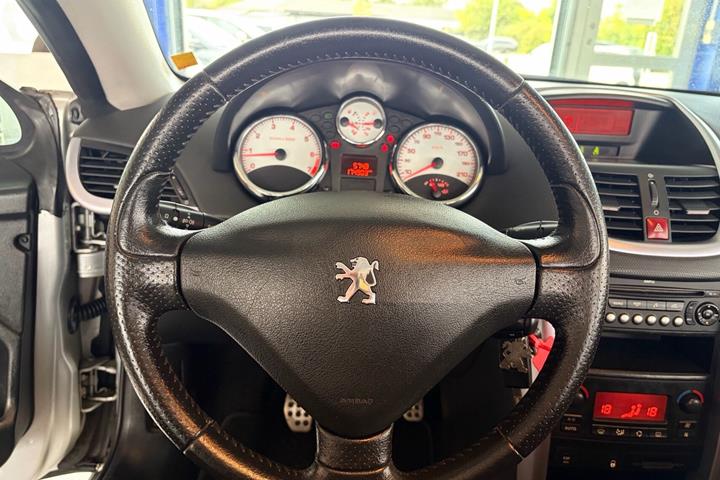 undefined Peugeot 207 fra 2007