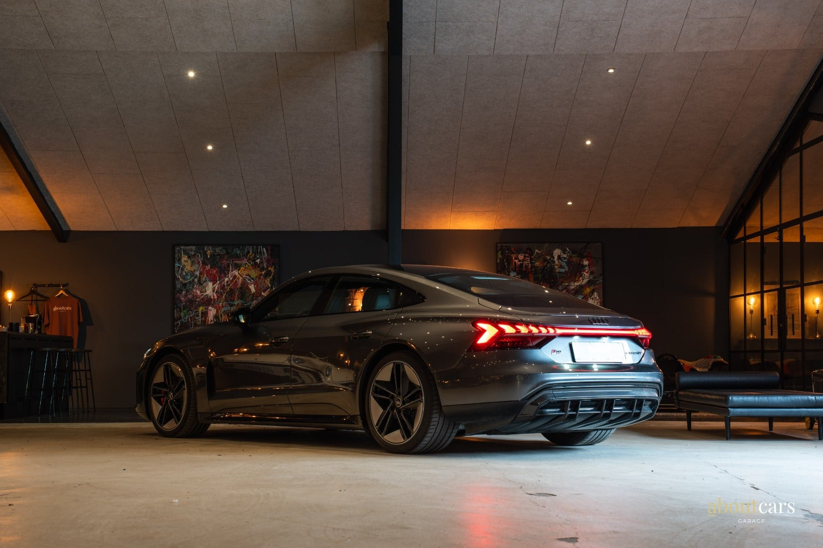 Grå Audi RS e-tron GT fra 2022