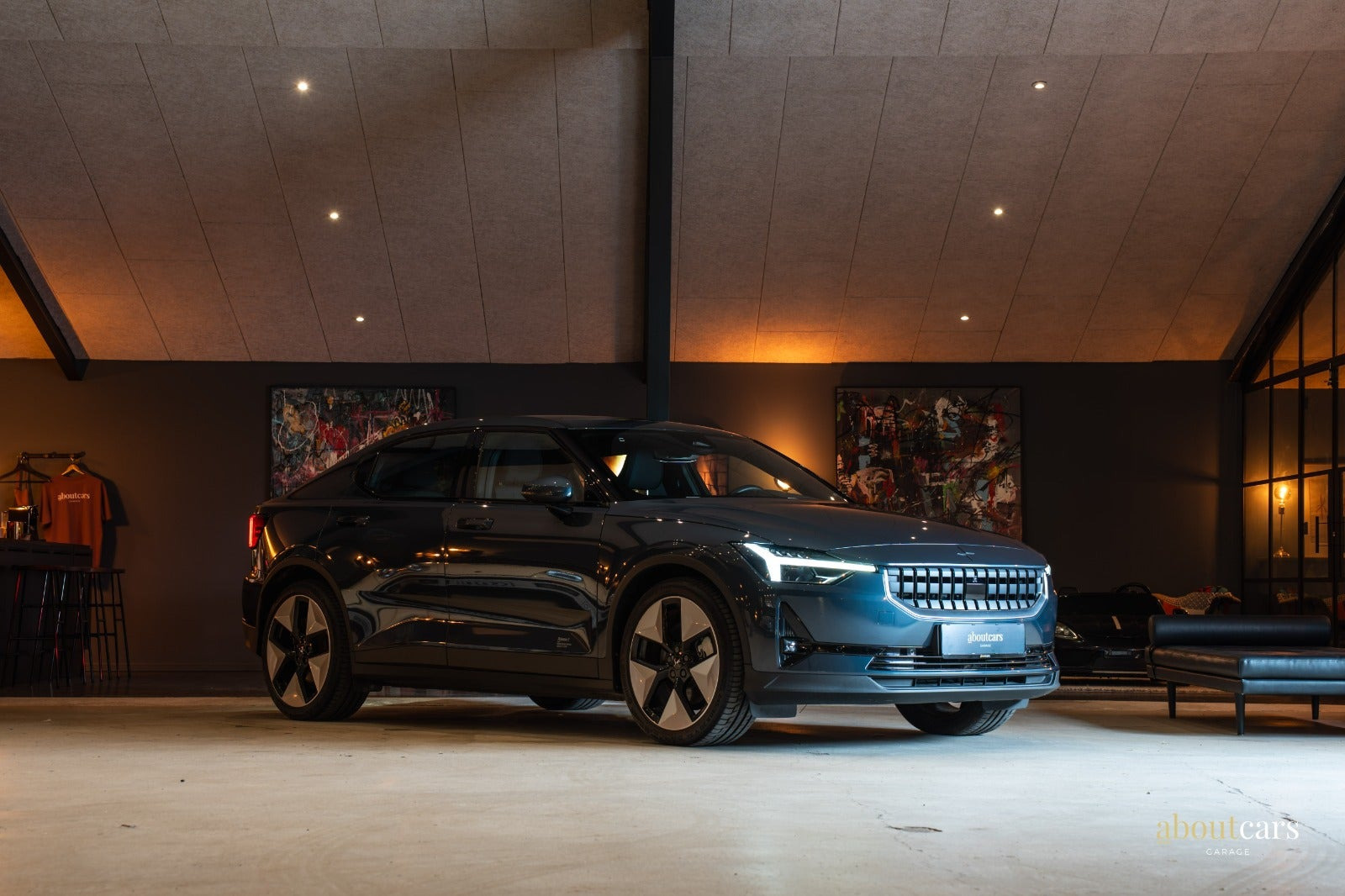 Blå Polestar 2 fra 2023