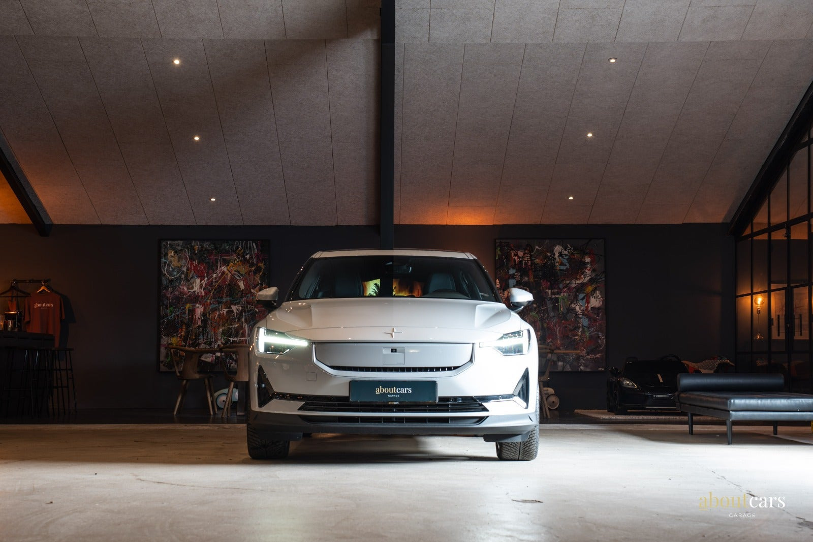Hvid Polestar 2 fra 2024