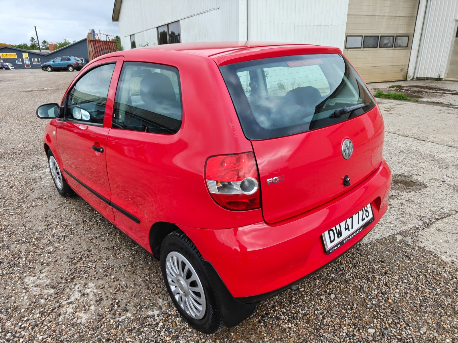 Gul VW Fox fra 2006