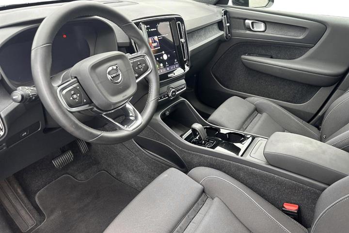 Sort Volvo C40 fra 2023