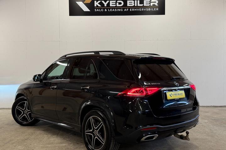 Grøn Mercedes GLE350 de fra 2022