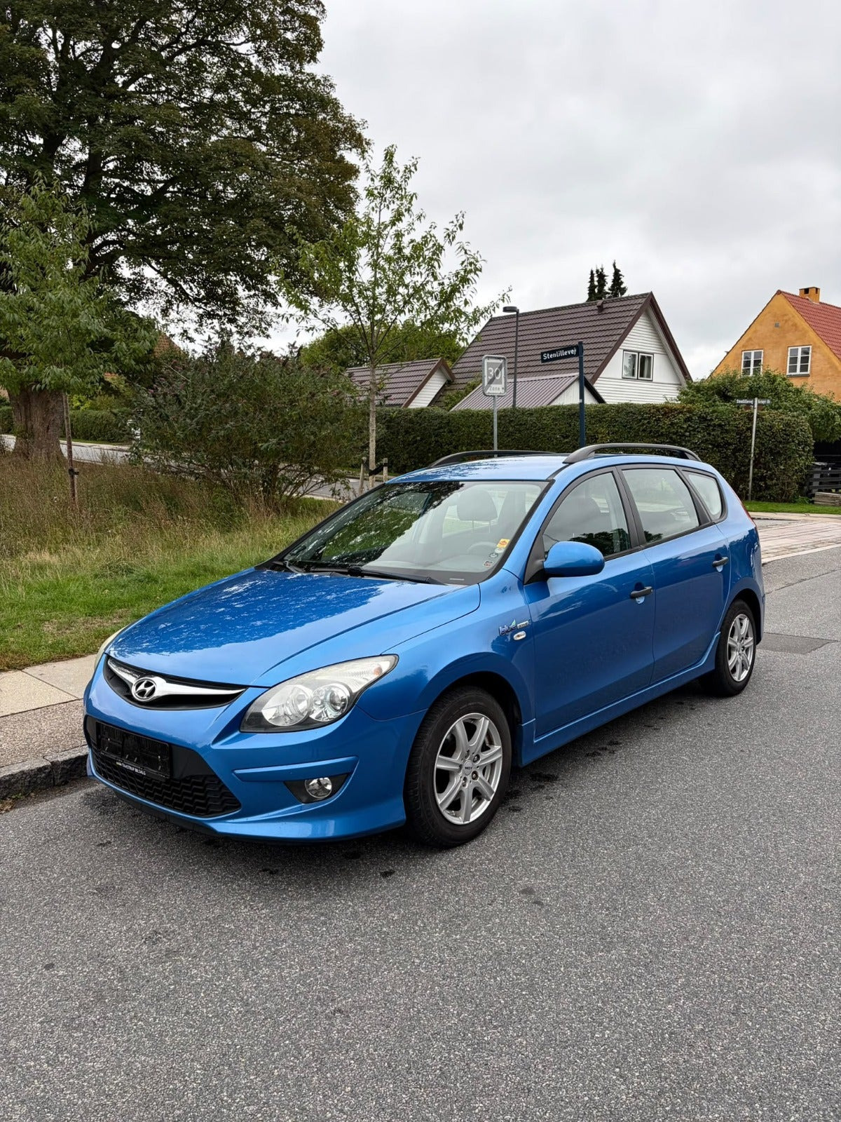 Blå Hyundai i30 fra 2011