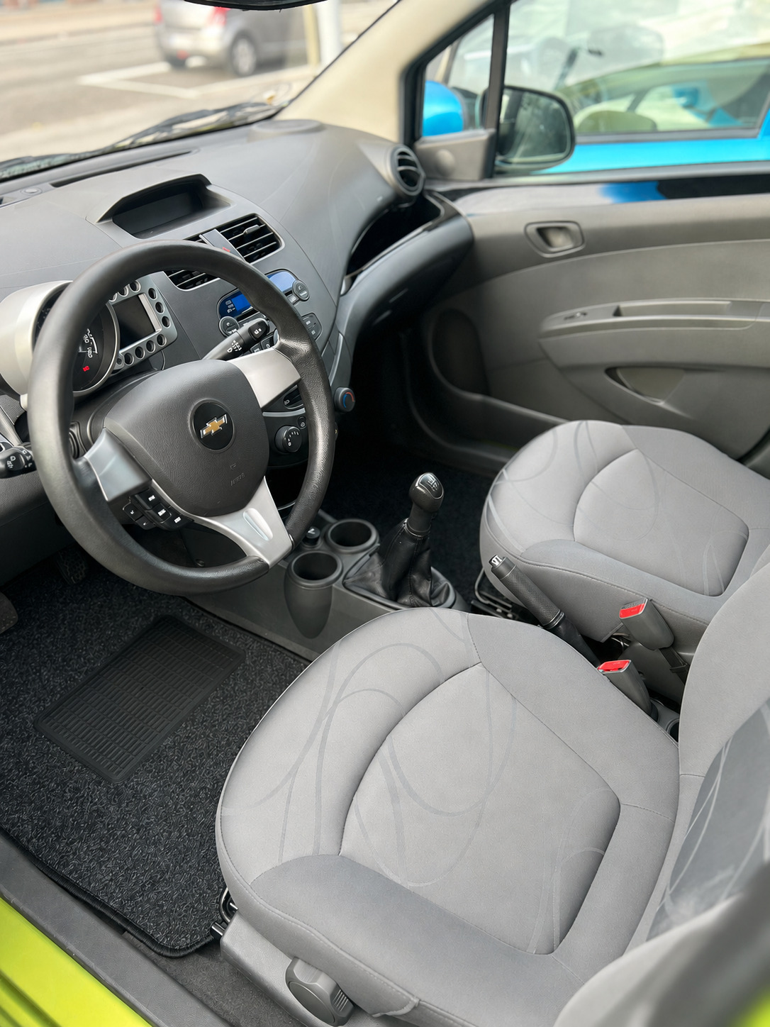 Grøn Chevrolet Spark fra 2012