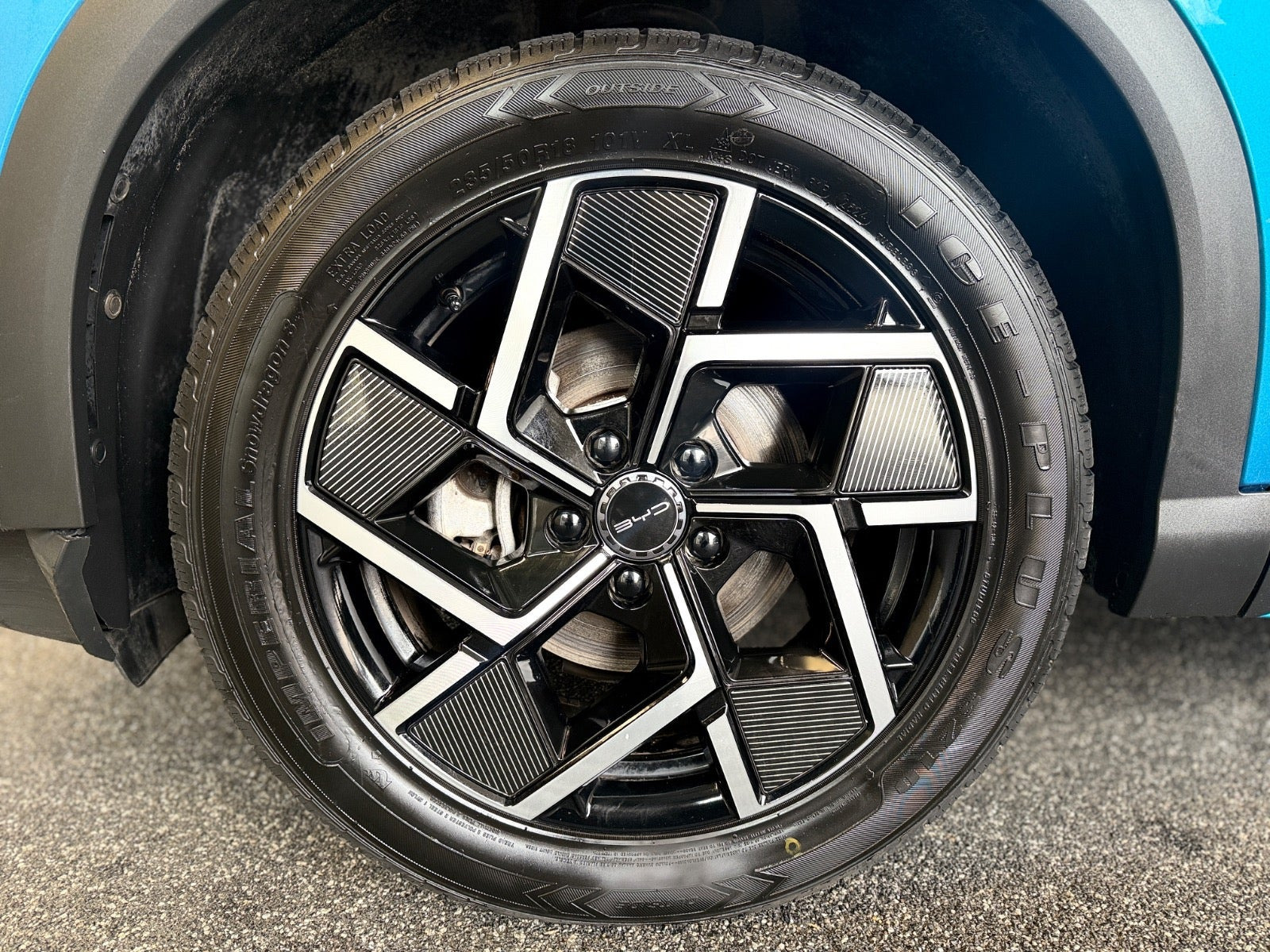 Blå BYD Atto 3 fra 2022