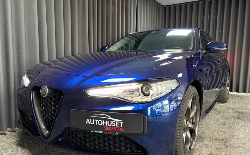 Alfa Romeo Giulia 2,0 T 200 Sprint aut.