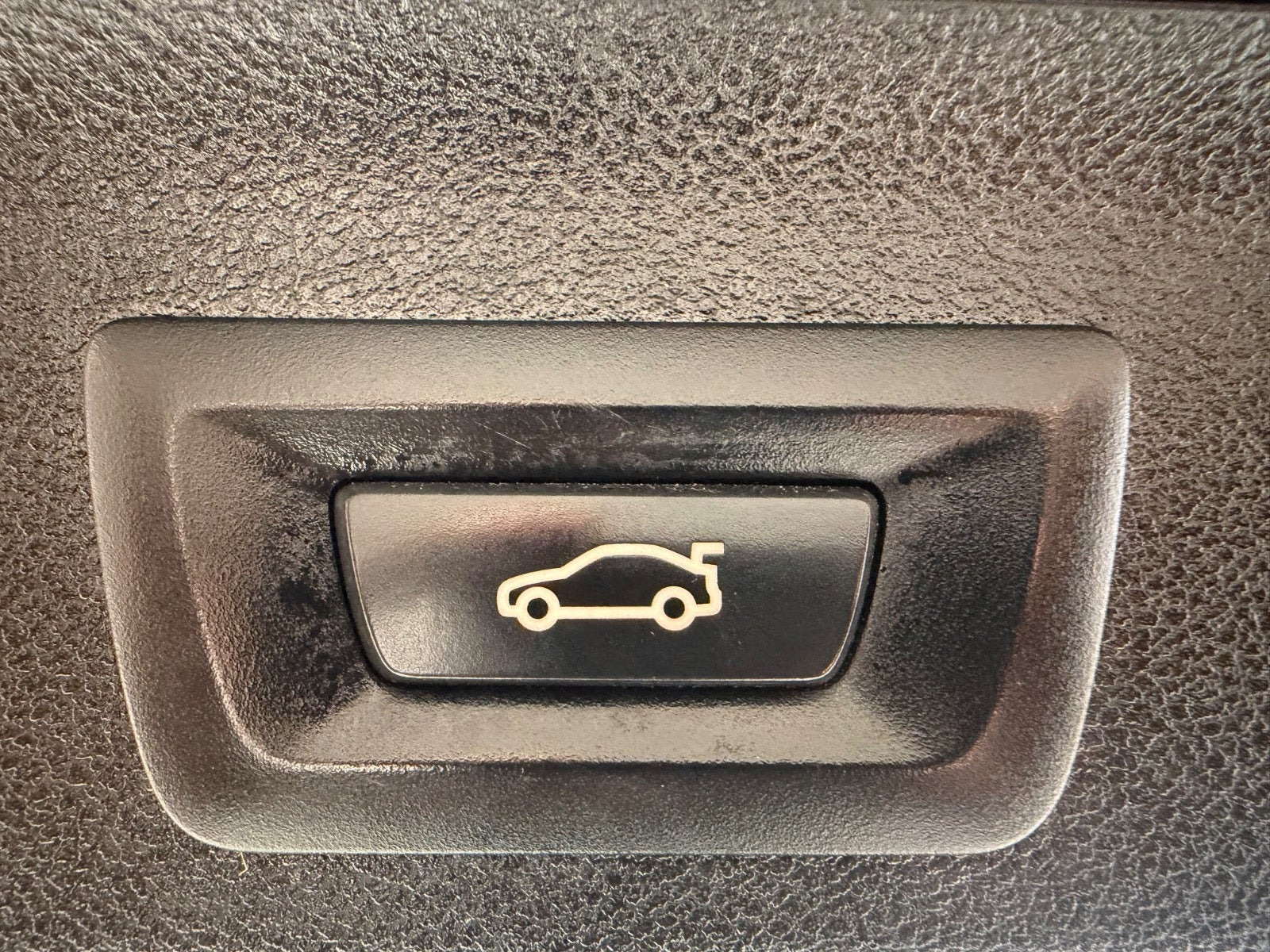 Grå BMW 520d fra 2018