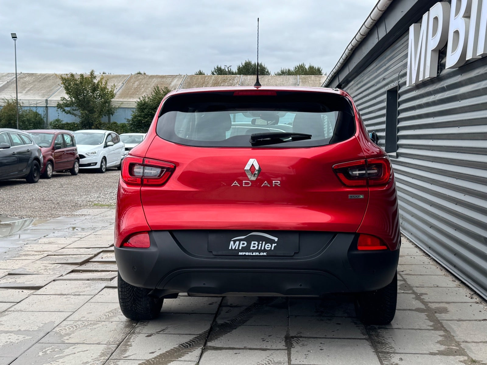 Rød Renault Kadjar fra 2016