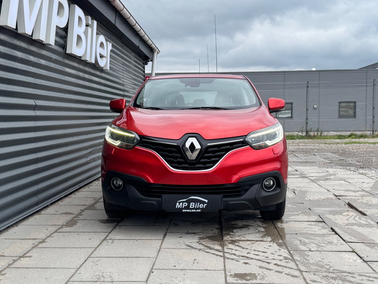 Rød Renault Kadjar fra 2016