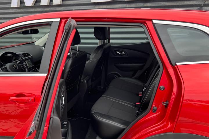 Rød Renault Kadjar fra 2016