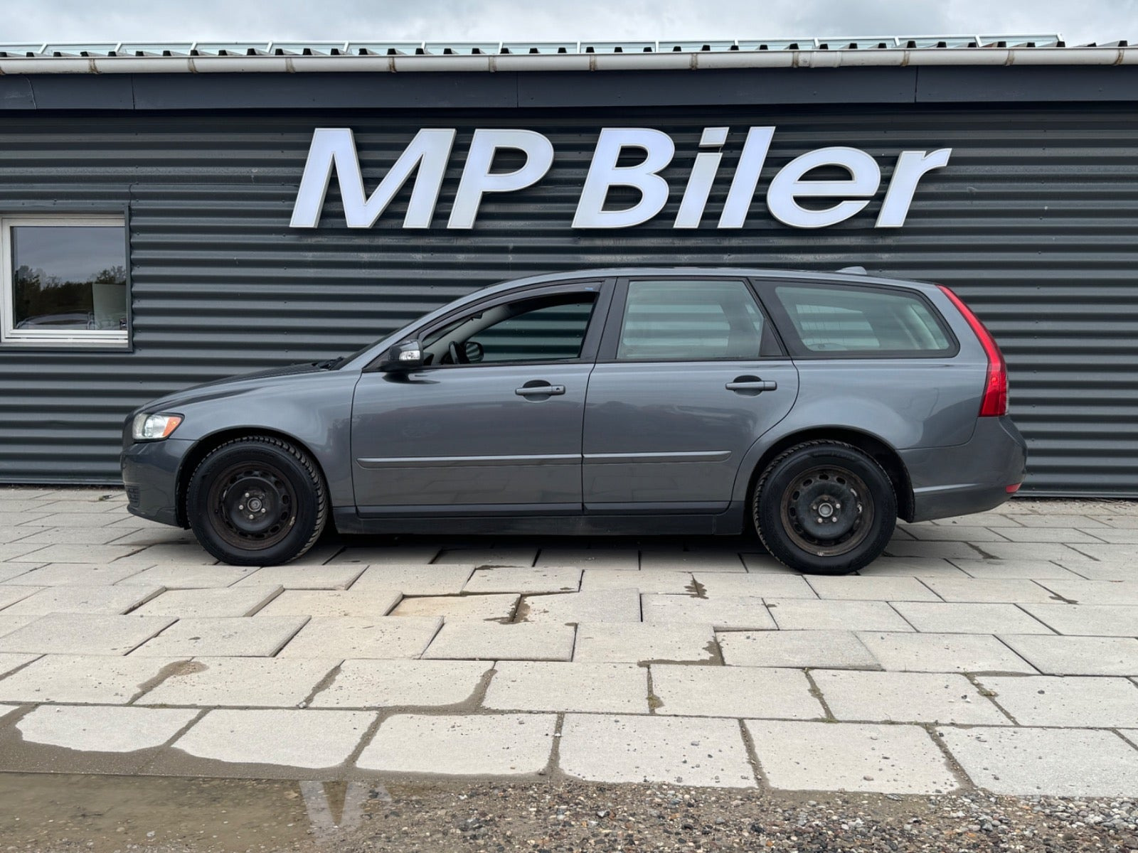 Sort Volvo V50 fra 2008