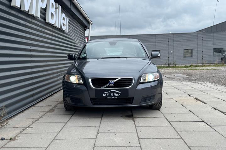 Sort Volvo V50 fra 2008