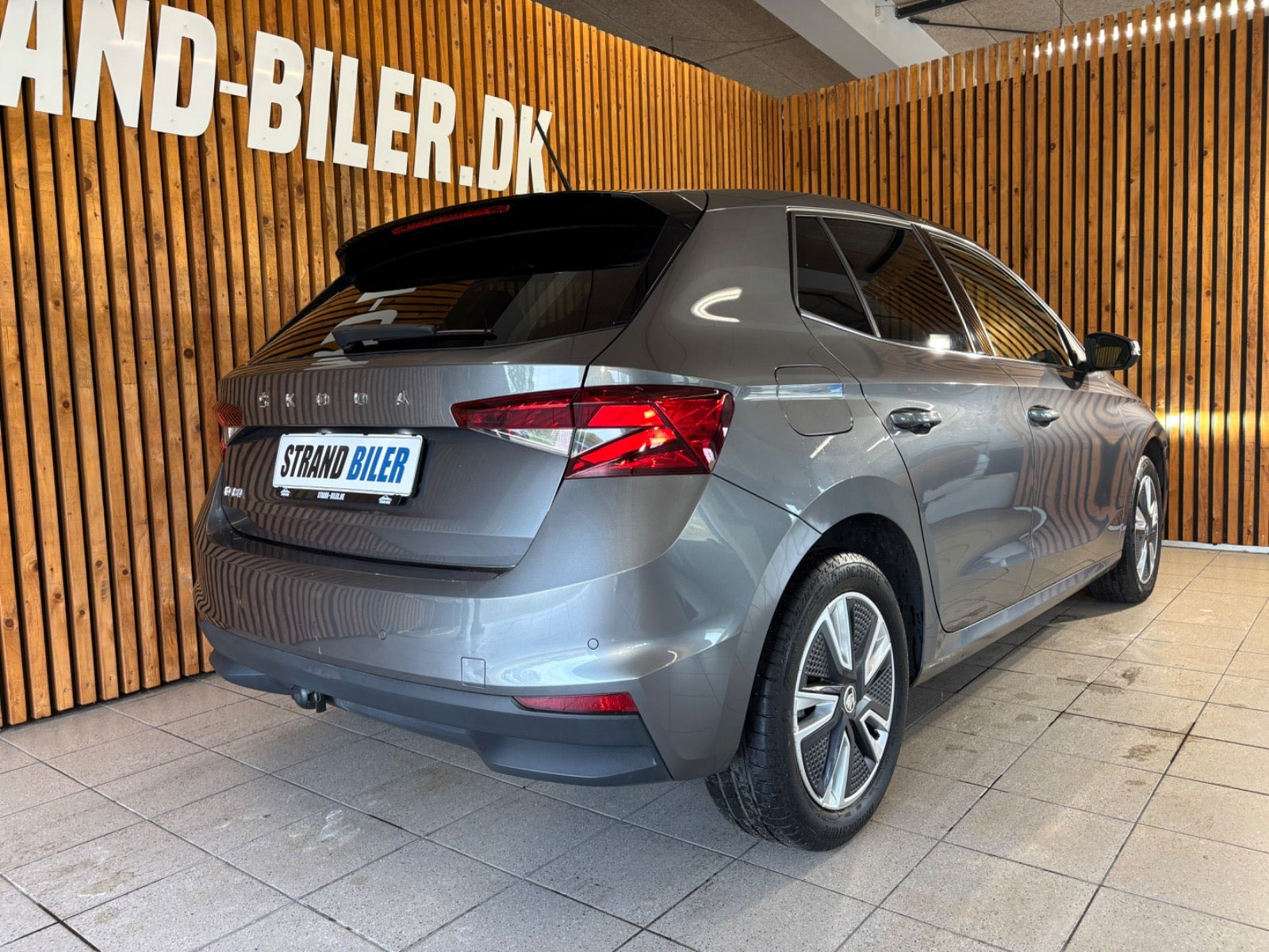 Grå Skoda Fabia fra 2022