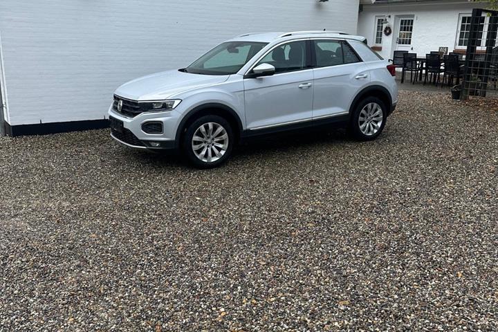 Hvid VW T-Roc fra 2020