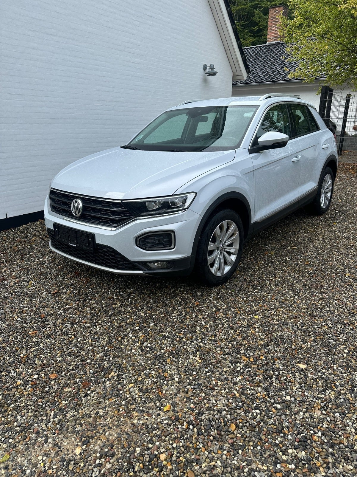 Hvid VW T-Roc fra 2020