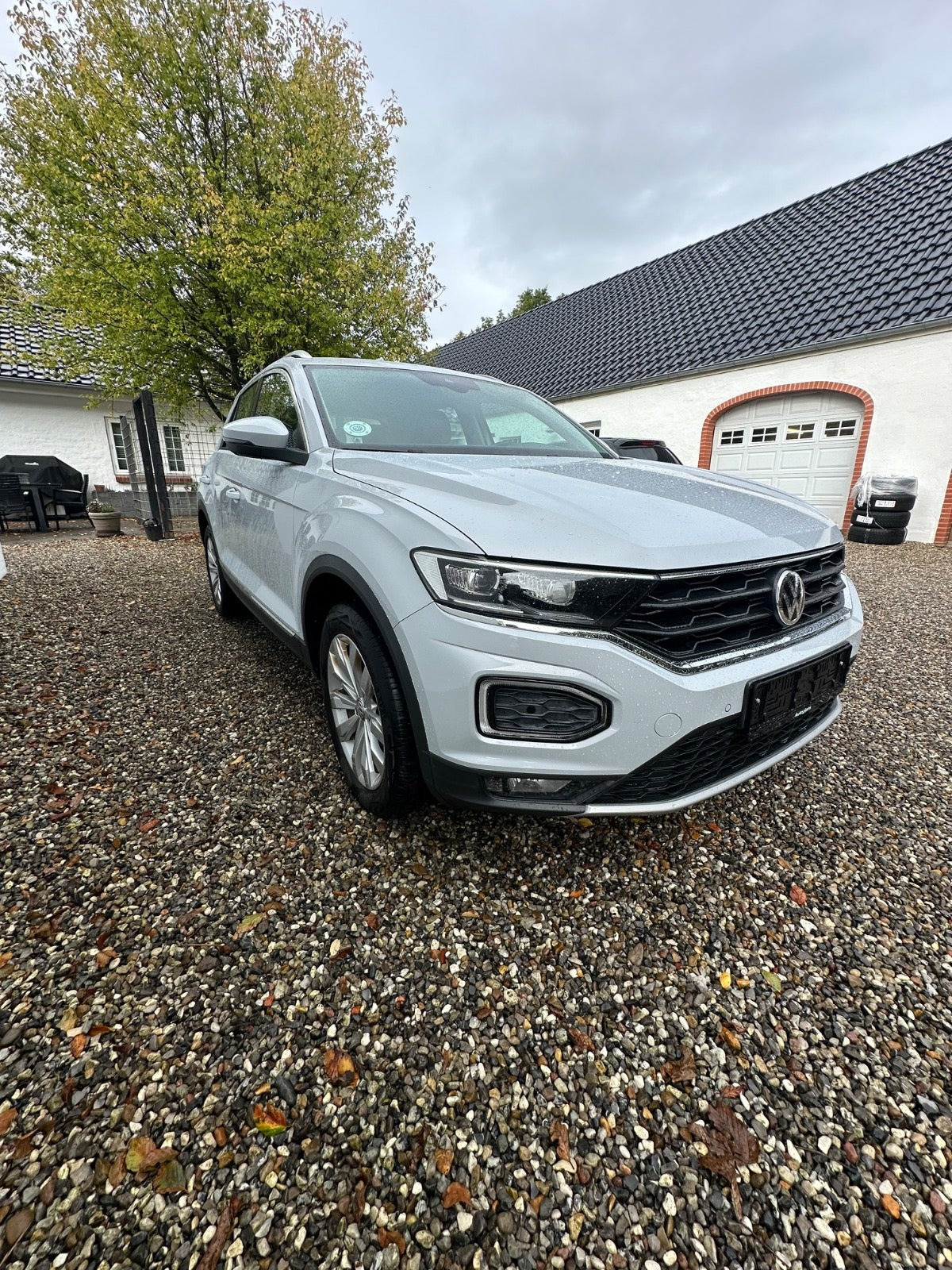 Hvid VW T-Roc fra 2020