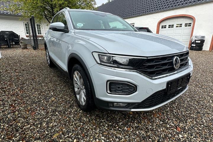 Hvid VW T-Roc fra 2020