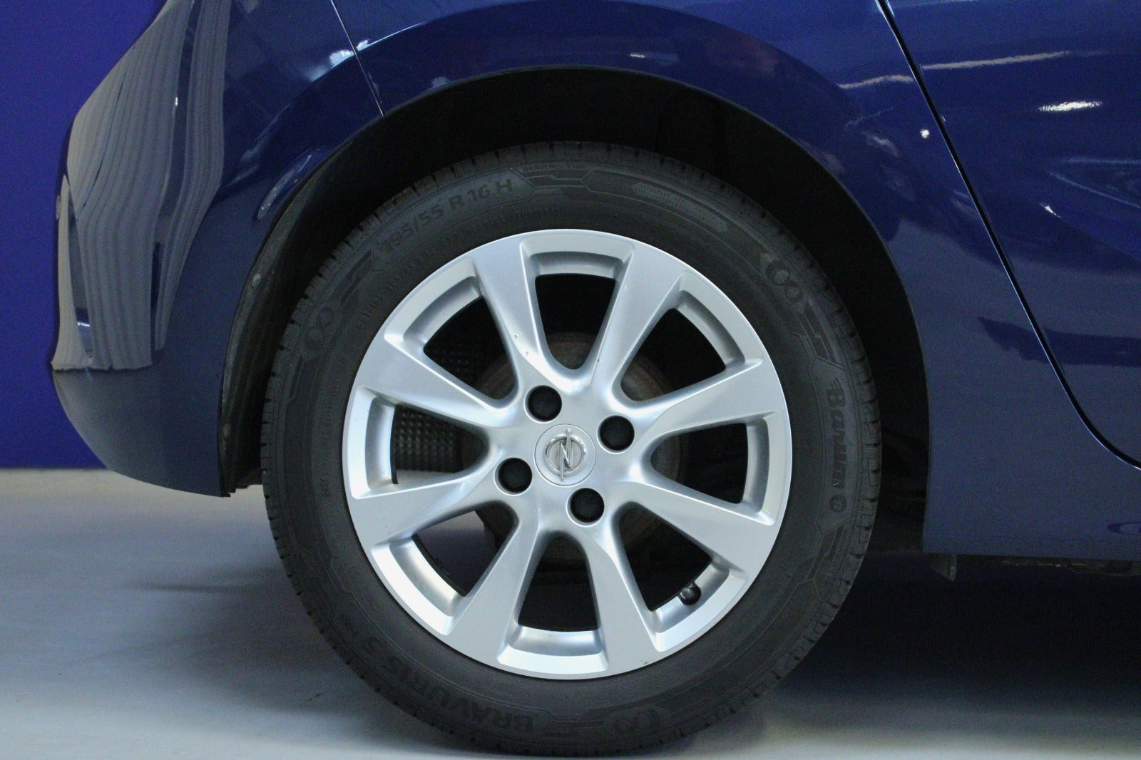 Blå Opel Corsa fra 2021