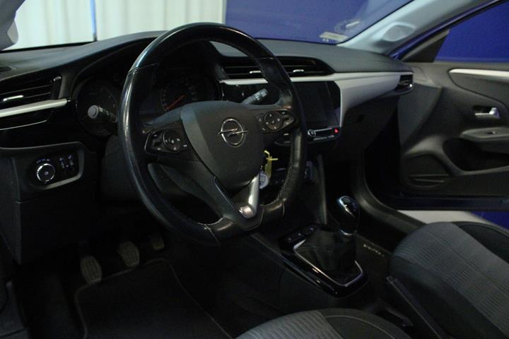 Blå Opel Corsa fra 2021