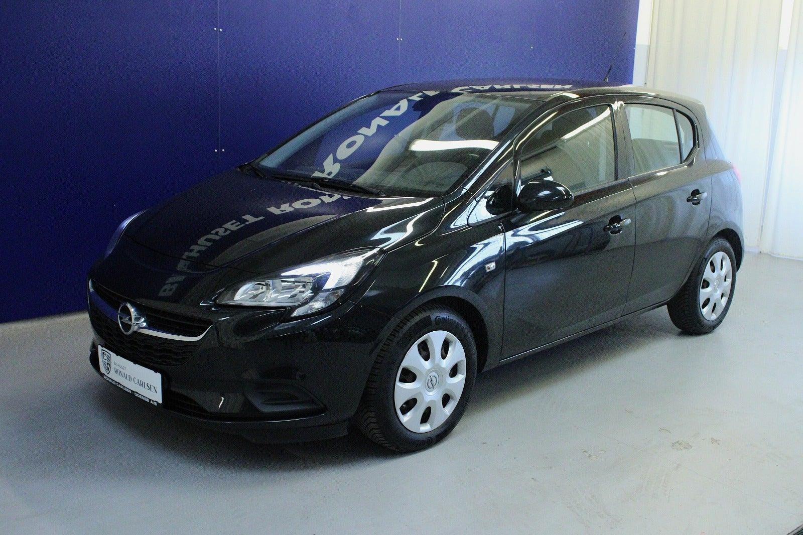 Sort Opel Corsa fra 2015