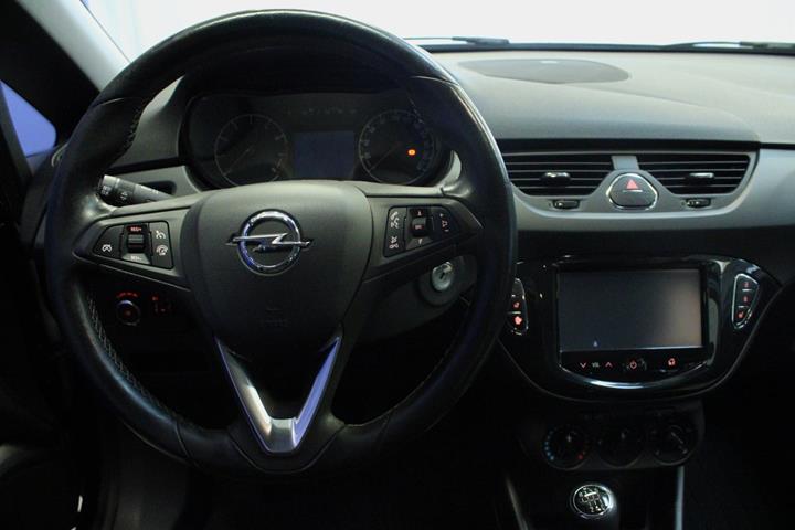 Sort Opel Corsa fra 2015