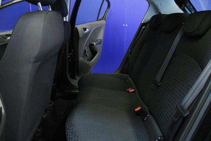 Sort Opel Corsa fra 2015