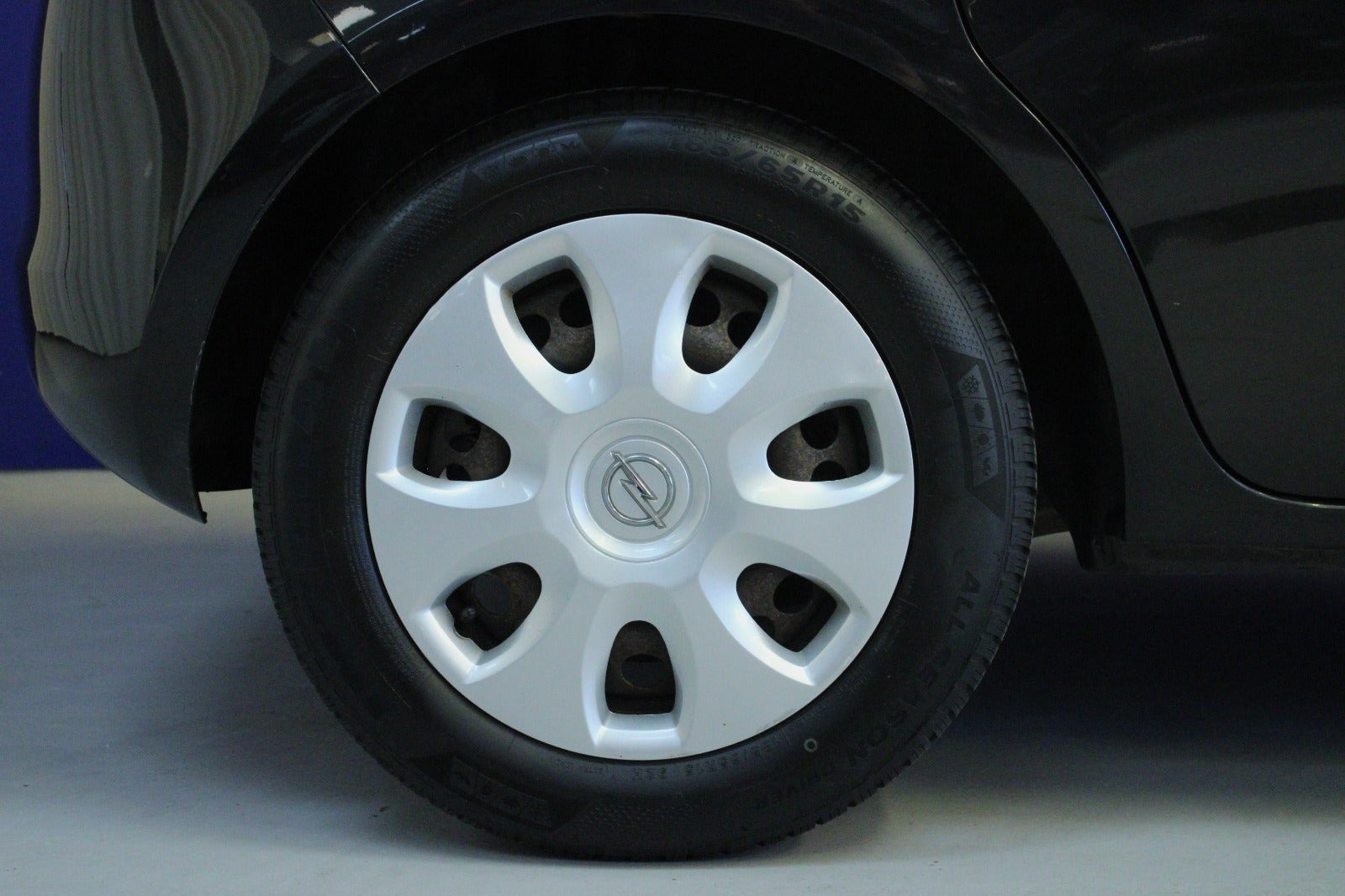 Sort Opel Corsa fra 2015