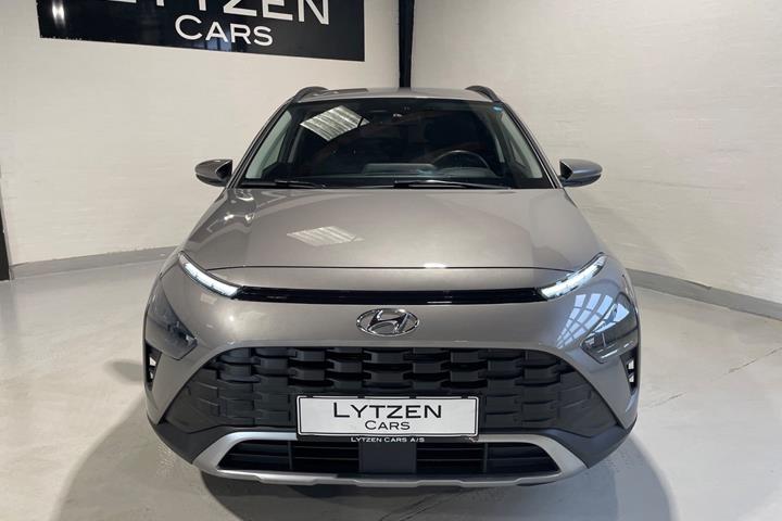 Grå Hyundai Bayon fra 2022