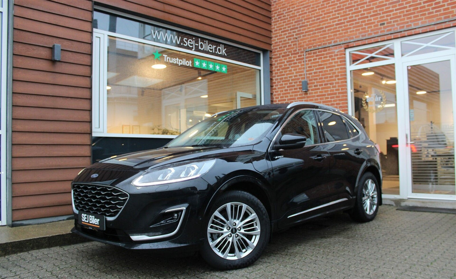 Ford Kuga 2,5 PHEV Vignale CVT
