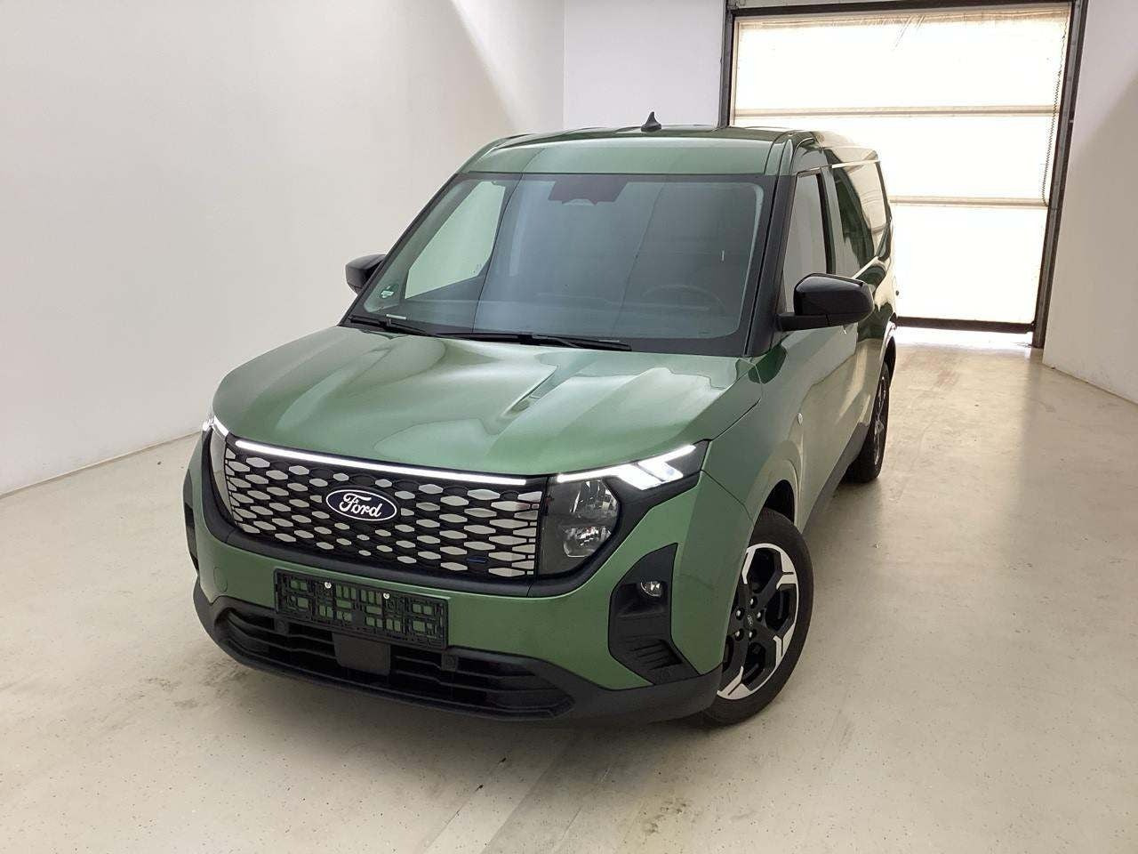 Ford E-Transit Courier 43 Limited