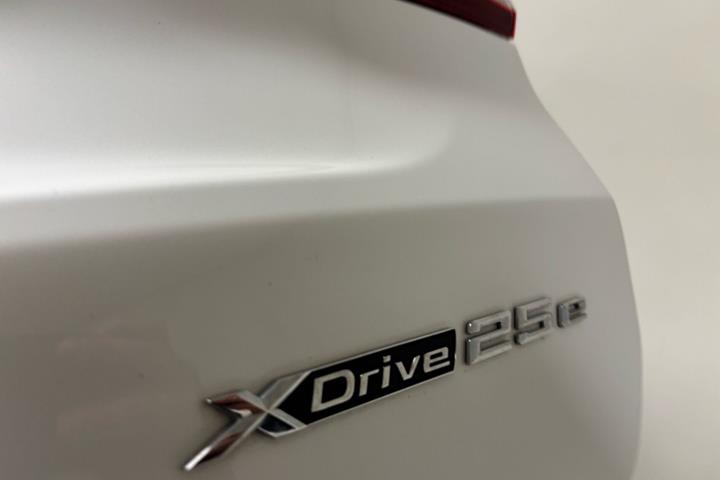 Hvid BMW X1 fra 2021