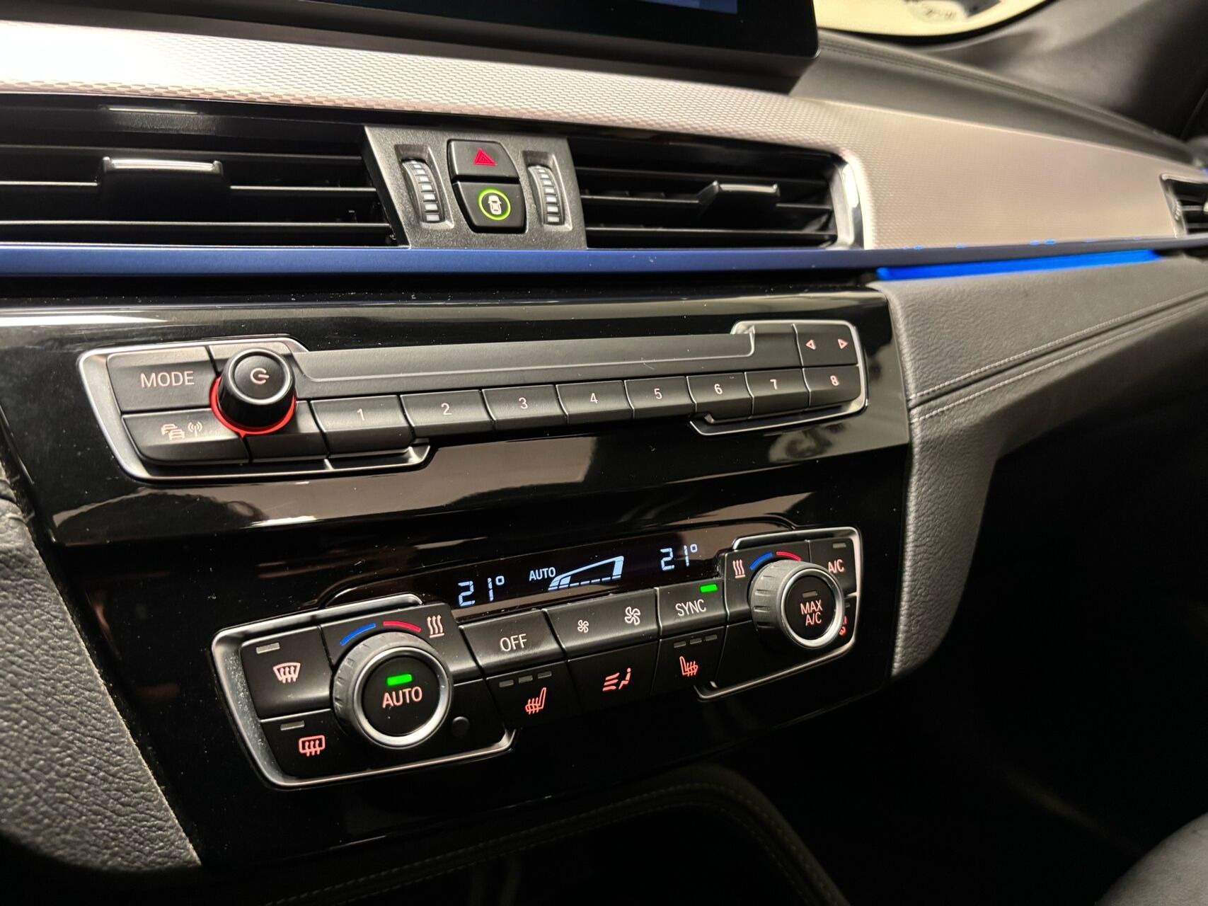 Hvid BMW X1 fra 2021