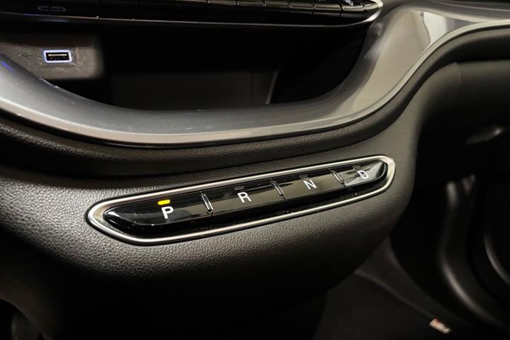 Hvid Fiat 500e fra 2023