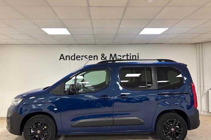 Blå Fiat E-Doblò fra 2023