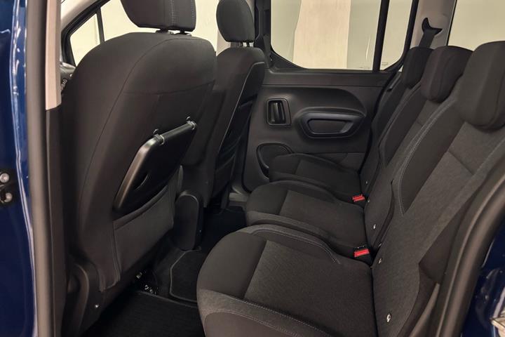 Blå Fiat E-Doblò fra 2023