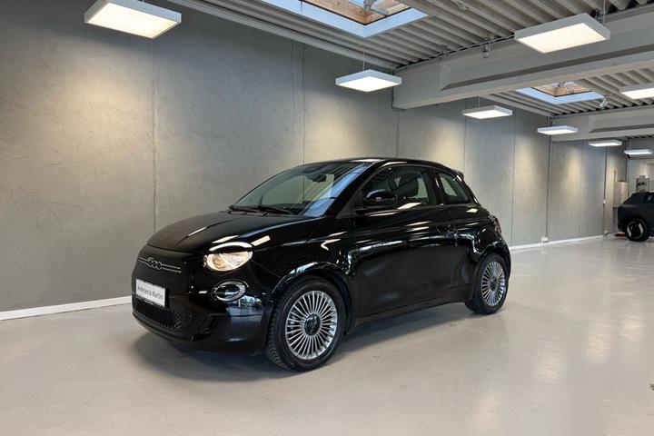 Sort Fiat 500e fra 2023