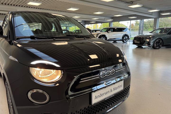 Sort Fiat 500e fra 2023