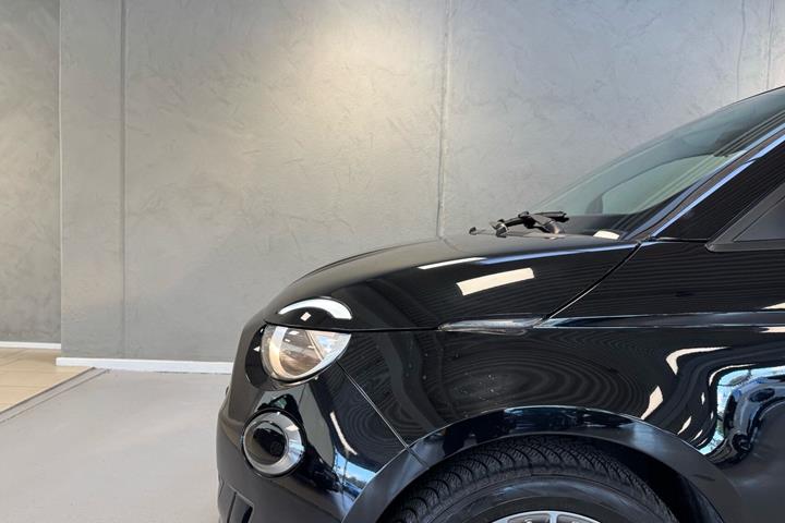 Sort Fiat 500e fra 2023