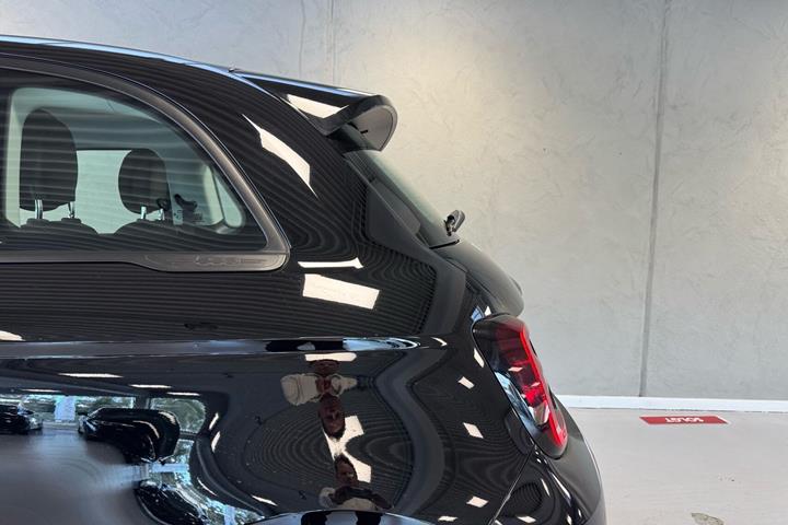 Sort Fiat 500e fra 2023