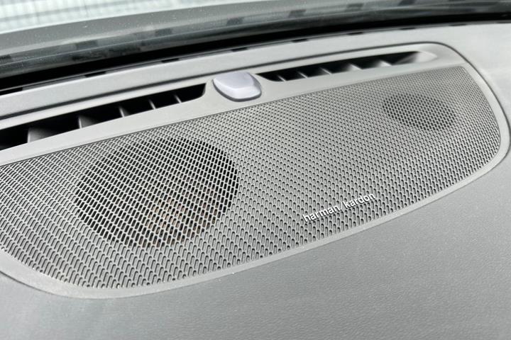 Grå Volvo V60 fra 2021
